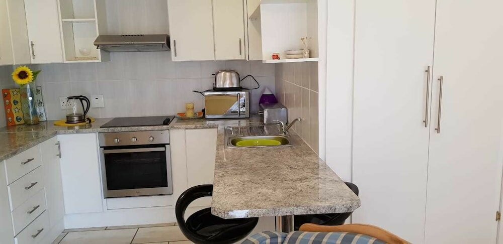 Фото The Sanctuary Guest House Estate