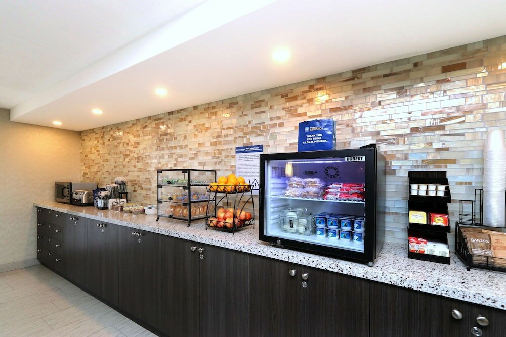 Фото Best Western Halton Hills