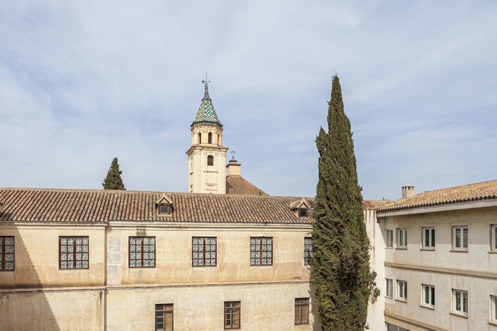 Фото Macià Monasterio de los Basilios Hotel