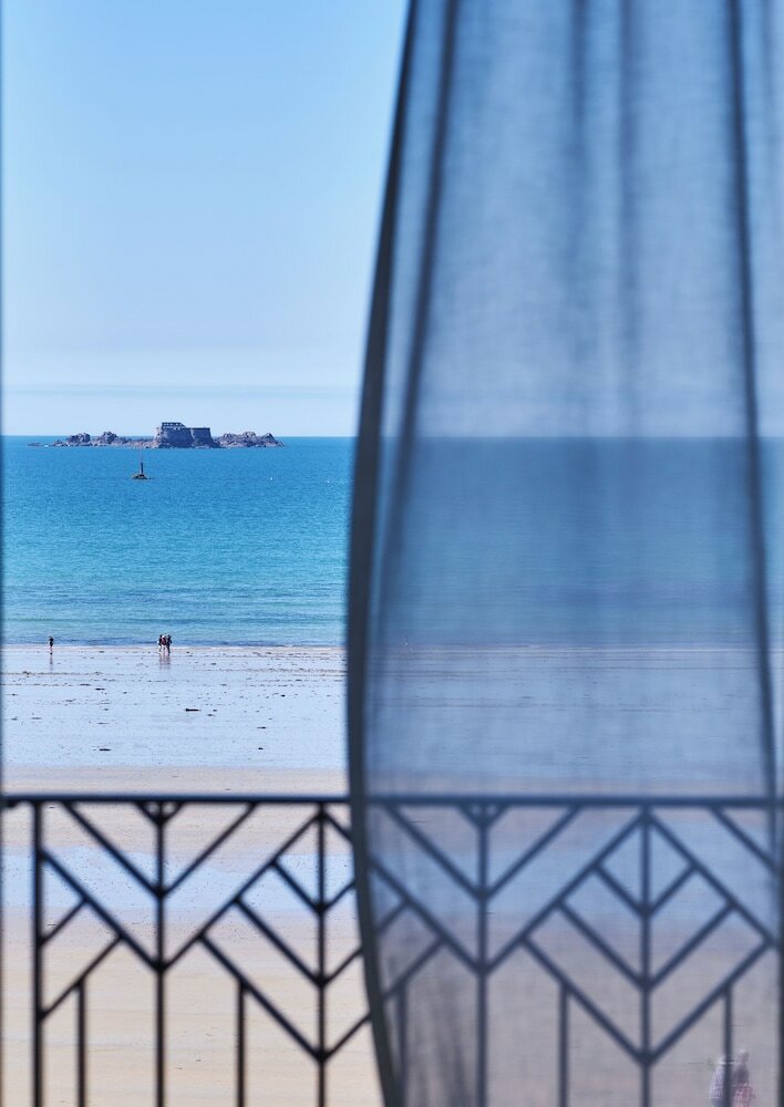 Фото Mercure St Malo Front De Mer