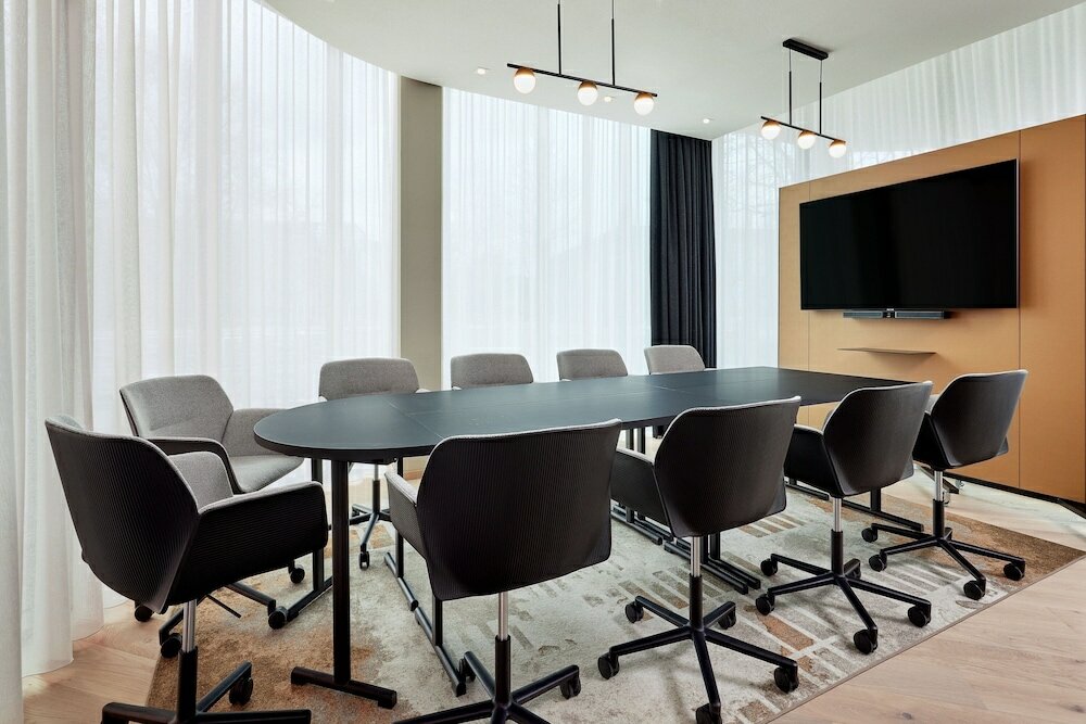 Фото Ac Hotel by Marriott Strasbourg 