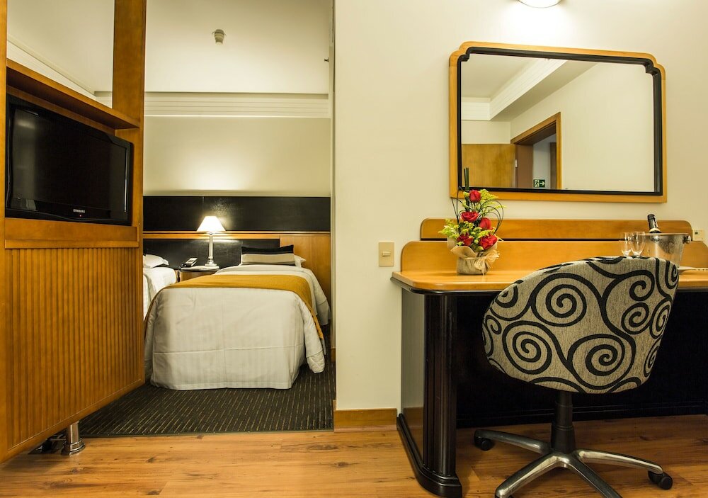 Фото Estanplaza International