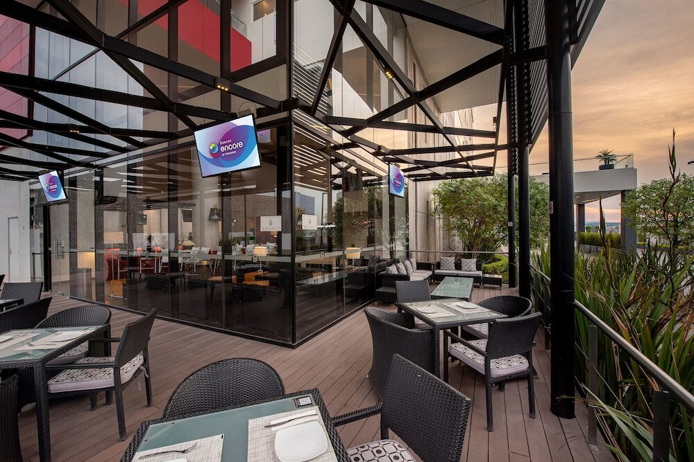Фото Ramada Encore by Wyndham Queretaro