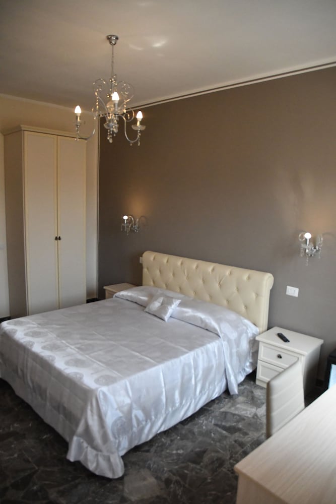 Фото B&b The Tower Tropea