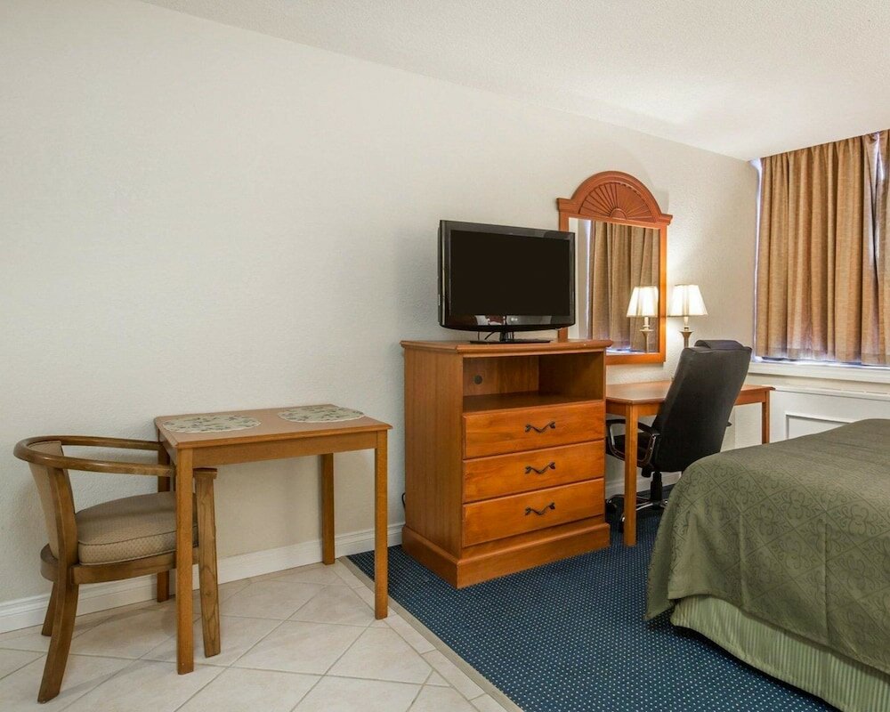 Фото Quality Inn Massena