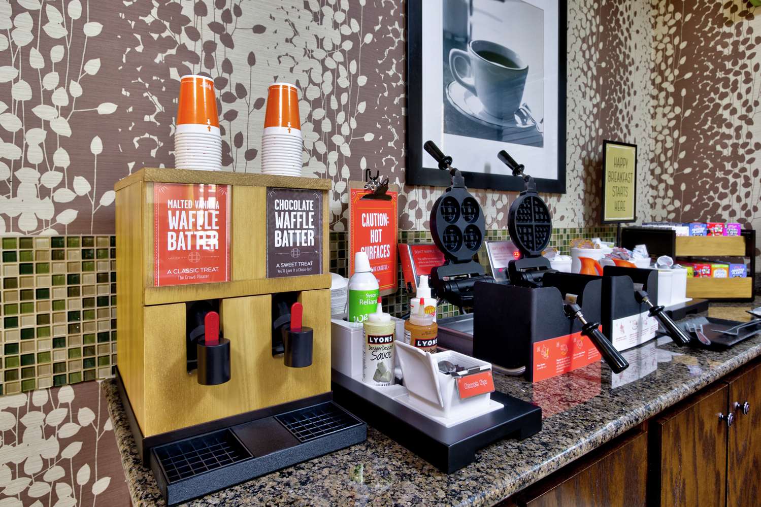 Фото Hampton Inn Salina