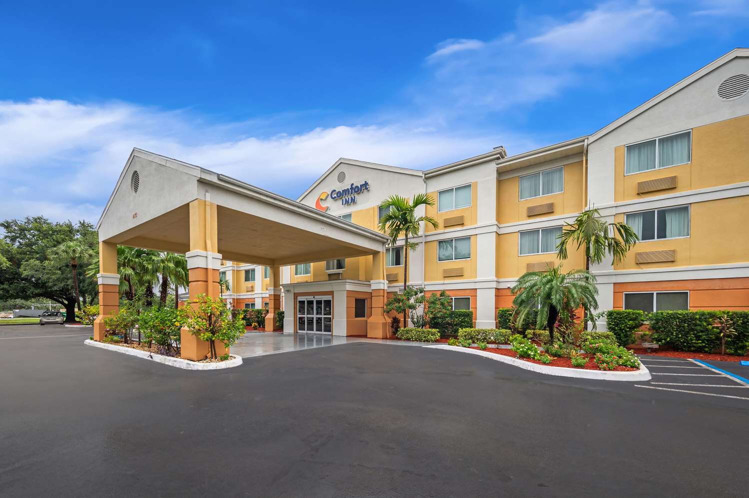 Фото Comfort Inn Fort Myers Northeast