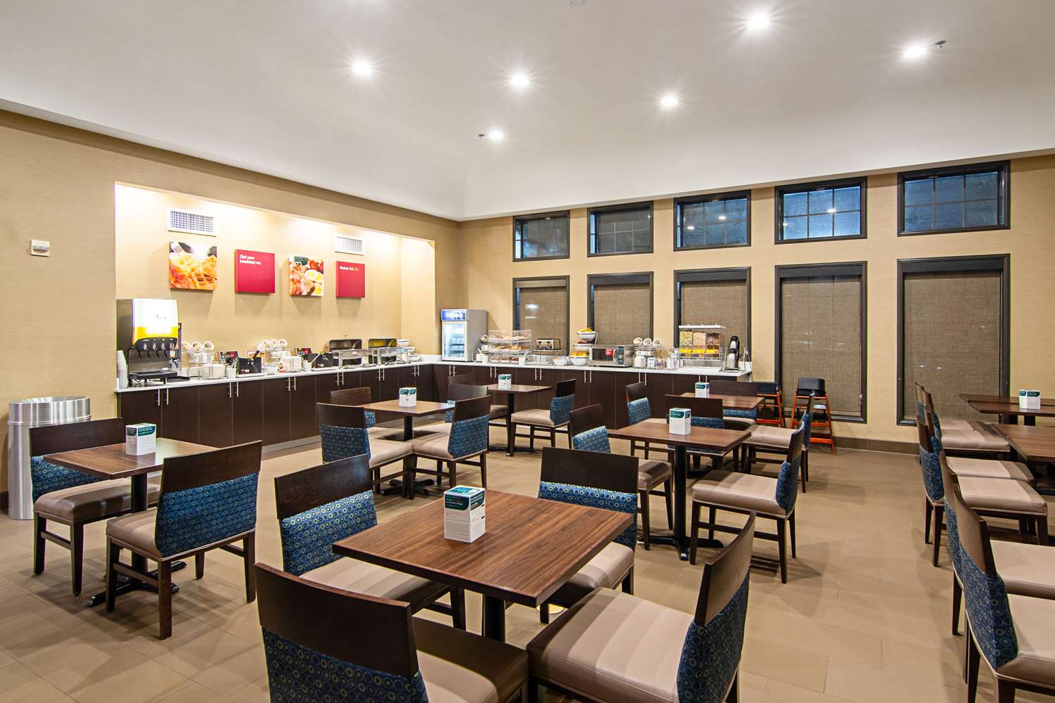 Фото Comfort Suites Nw Dallas Near Love Field