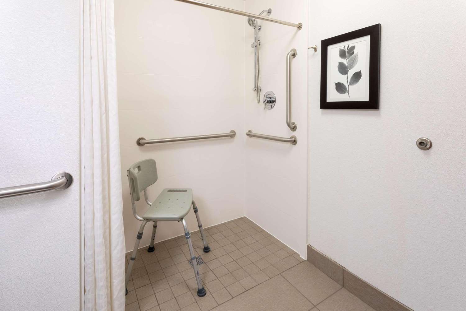 Фото Country Inn & Suites by Radisson, Fargo, Nd