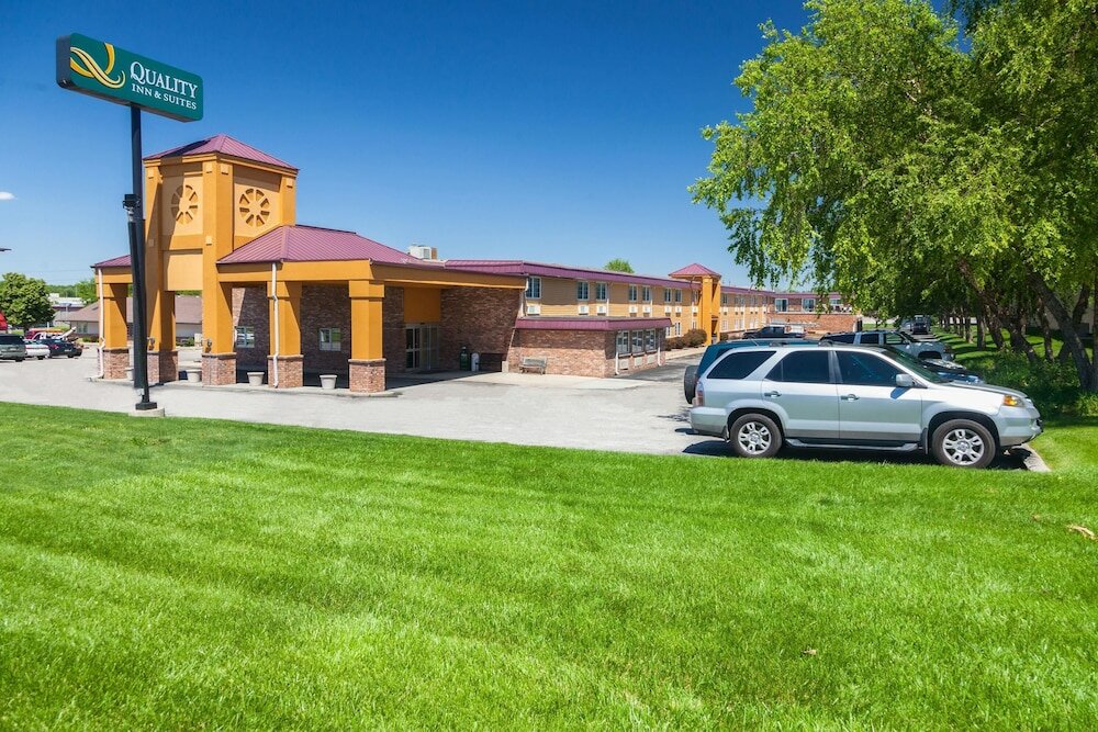 Фото Quality Inn & Suites