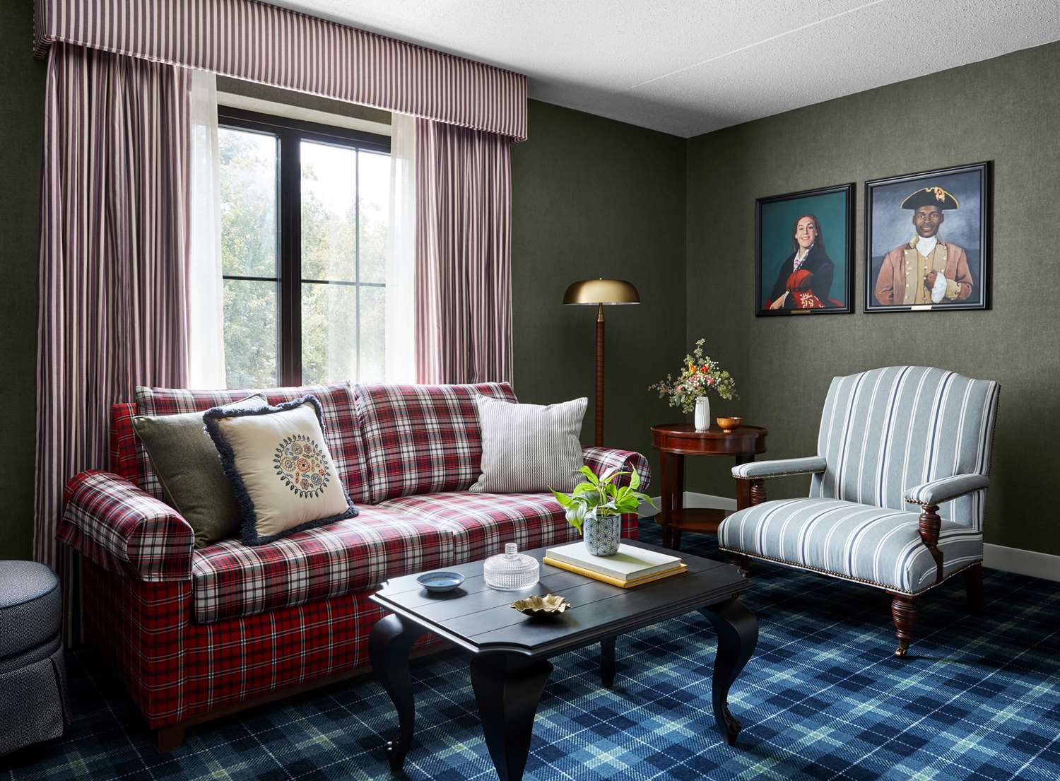 Фото Graduate Storrs