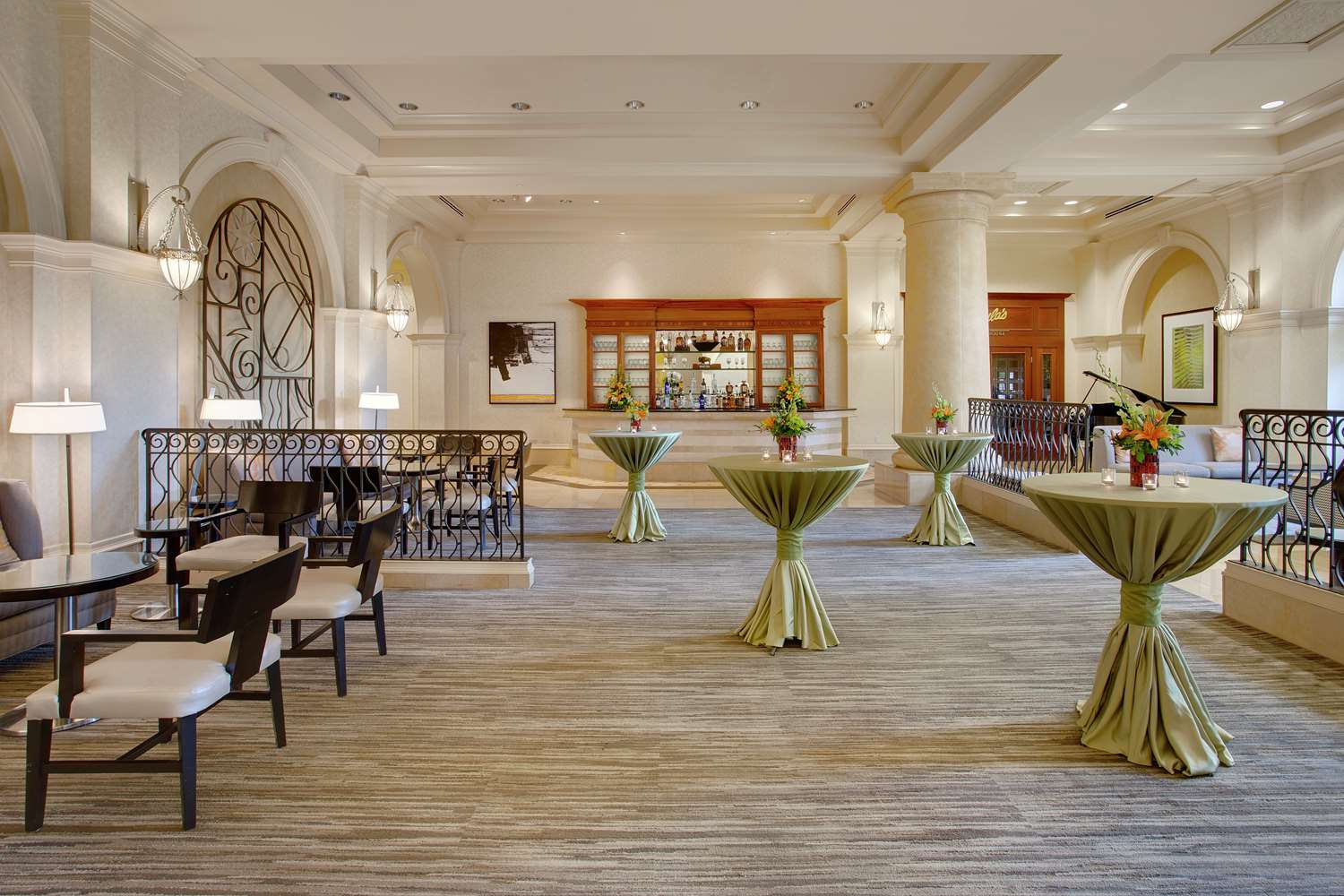 Фото Hilton Naples