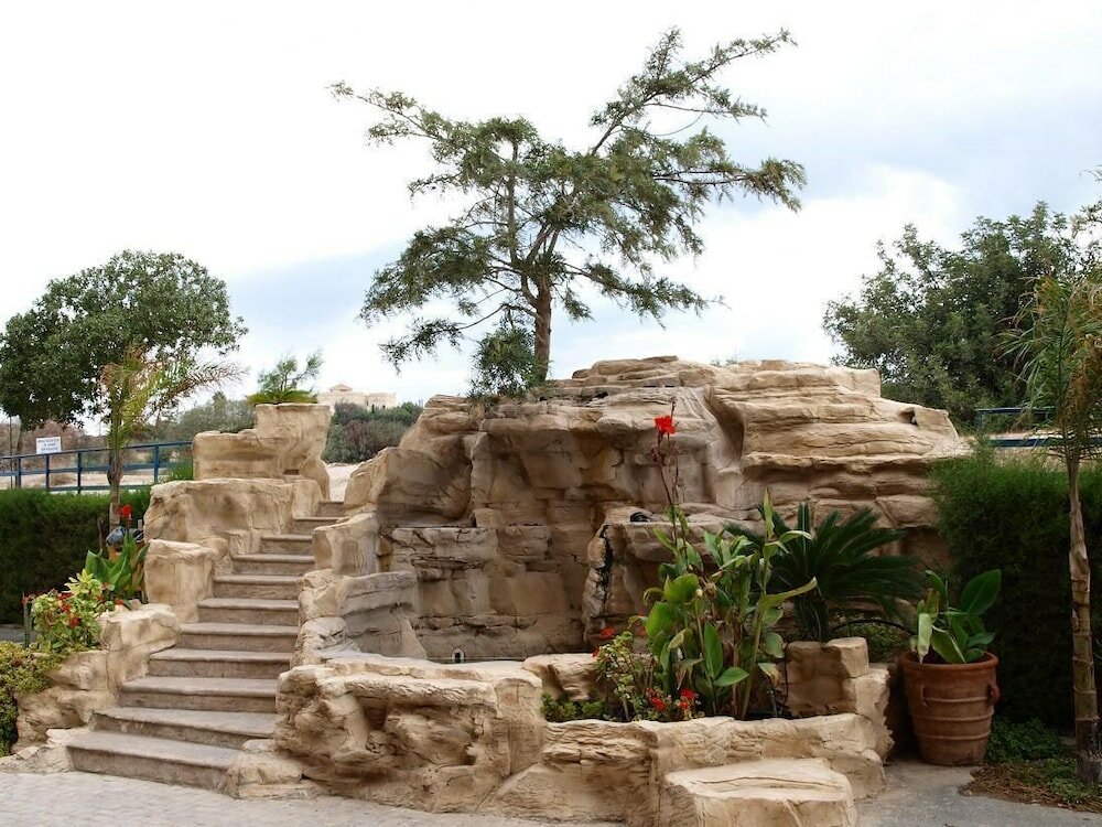 Фото Navarria Hotel