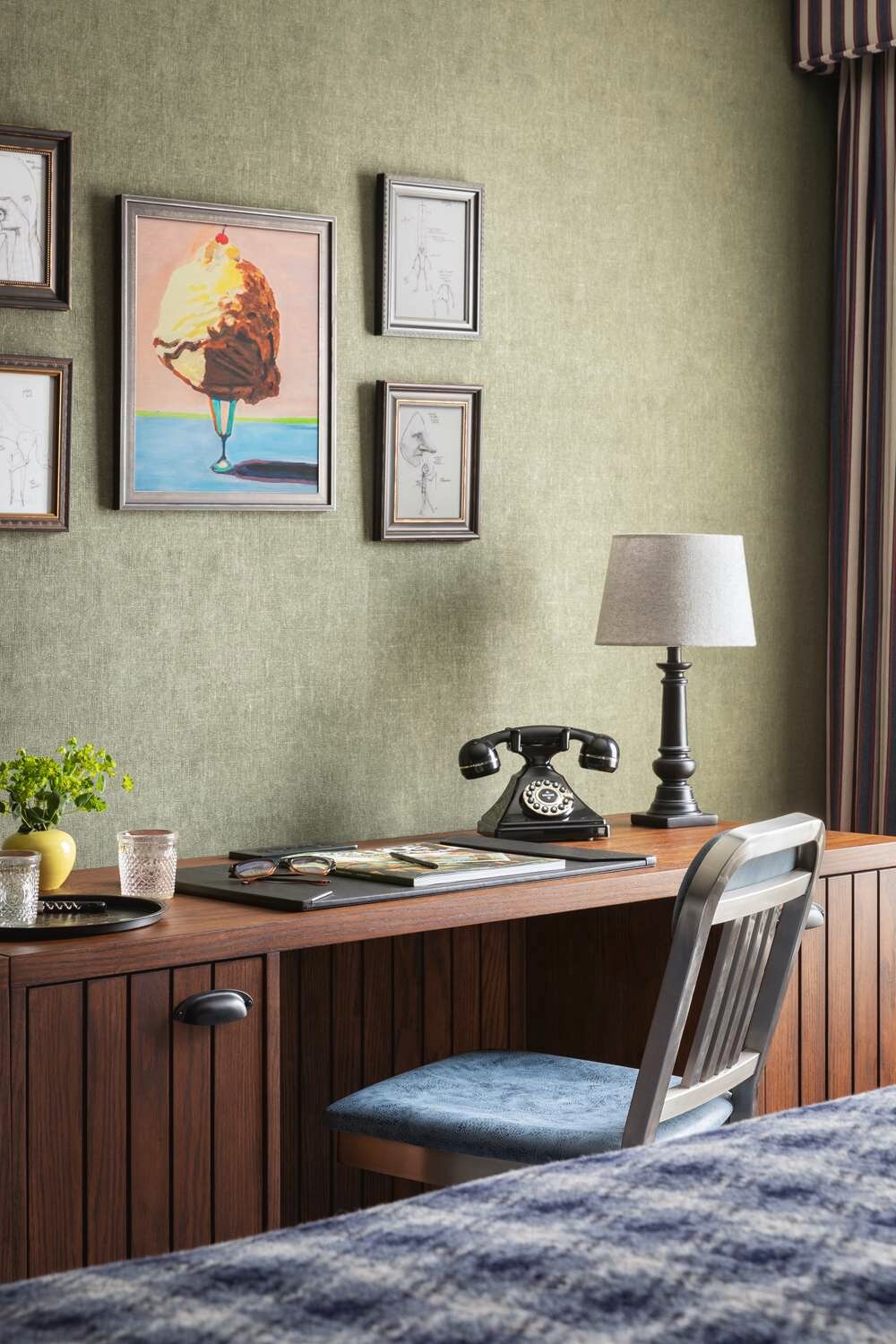 Фото Graduate Storrs