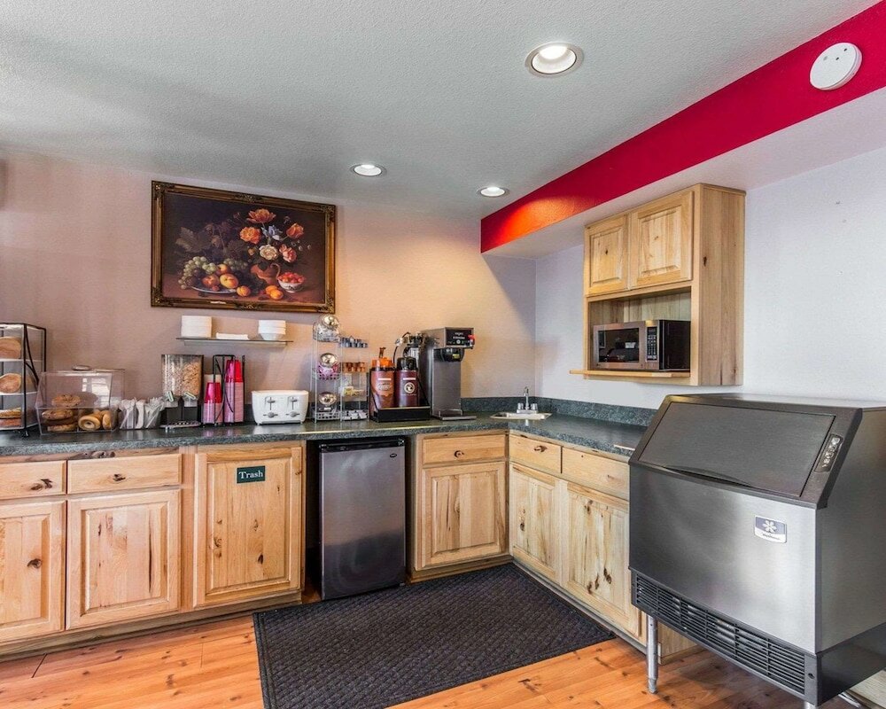 Фото Rodeway Inn Billings Logan Intl Airport, Near St. Vincent Hospital