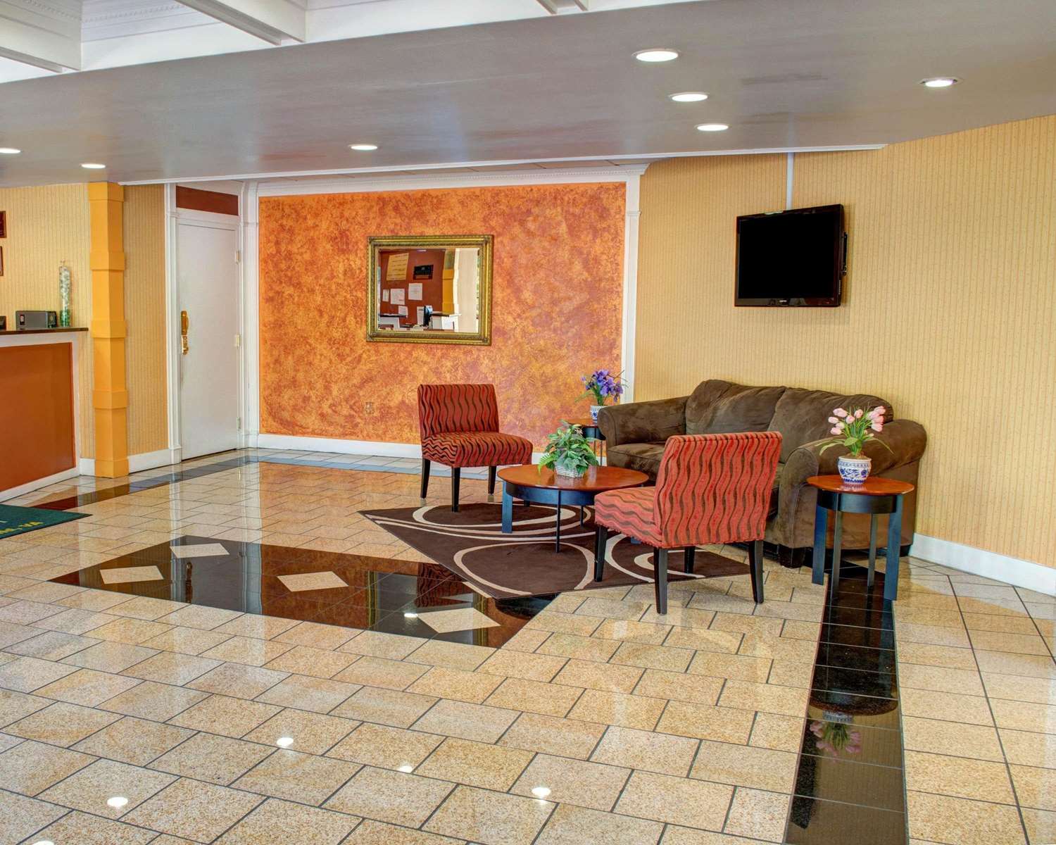 Фото Quality Inn North