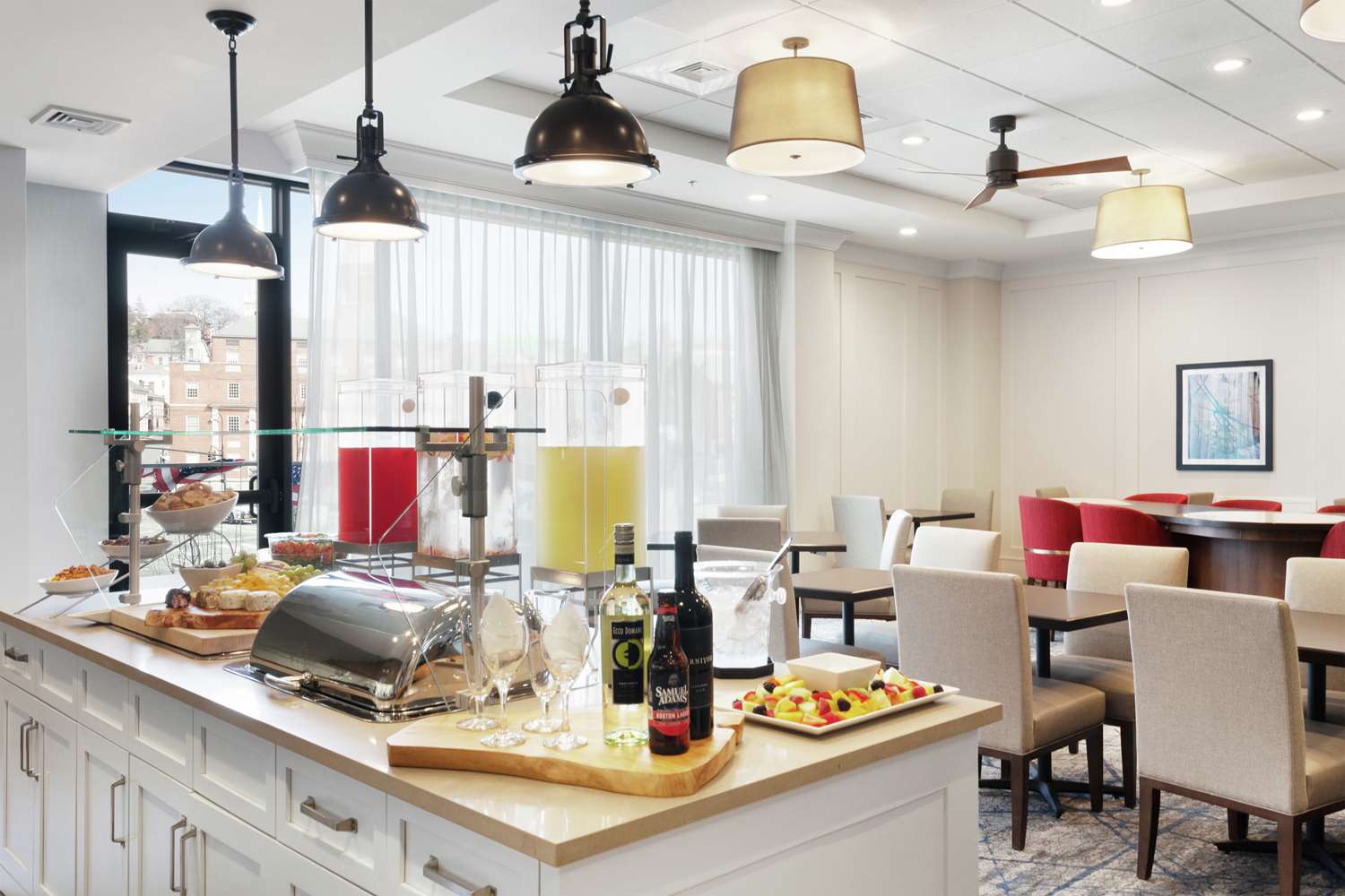 Фото Homewood Suites by Hilton Providence Downtown