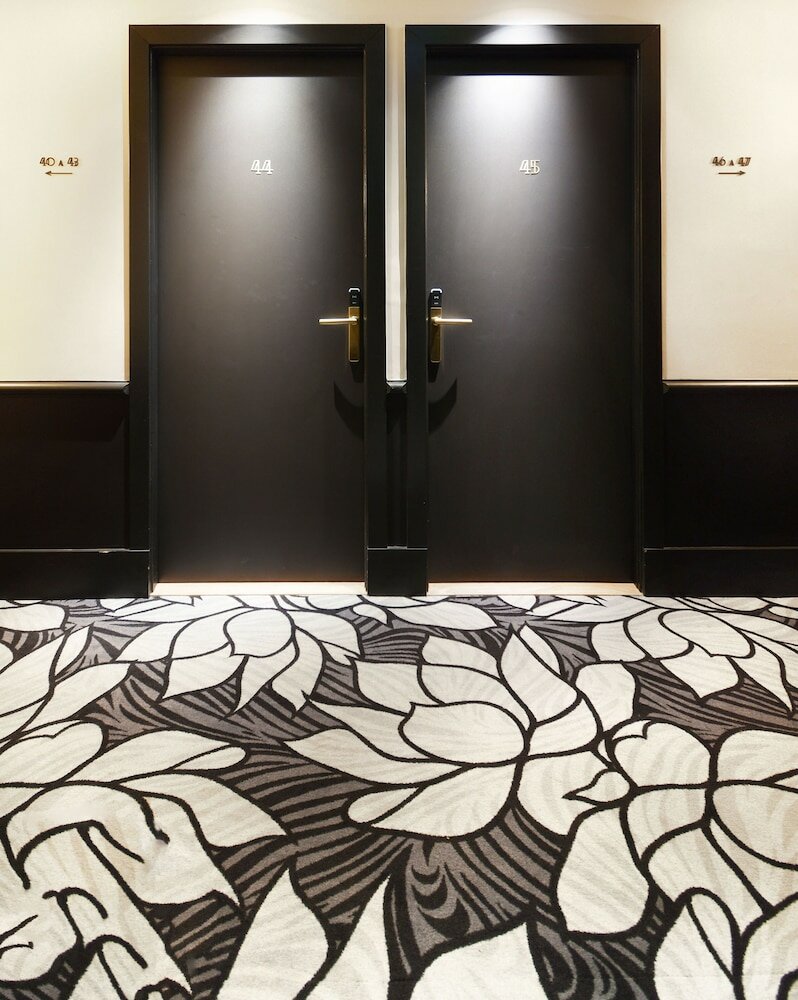 Фото Hôtel Le Roosevelt