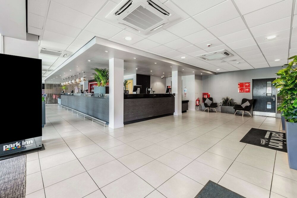 Фото Park Inn by Radisson Peterborough