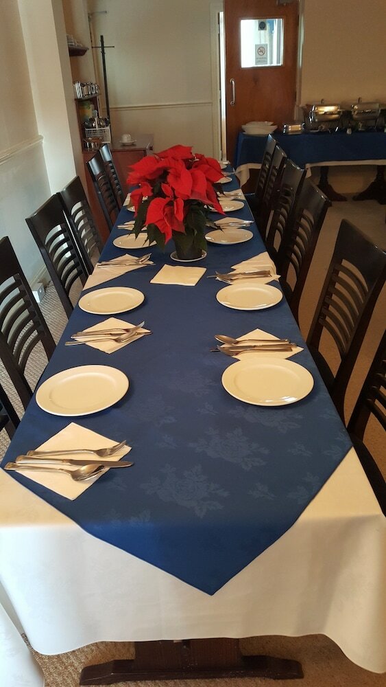 Фото Airport Guest House