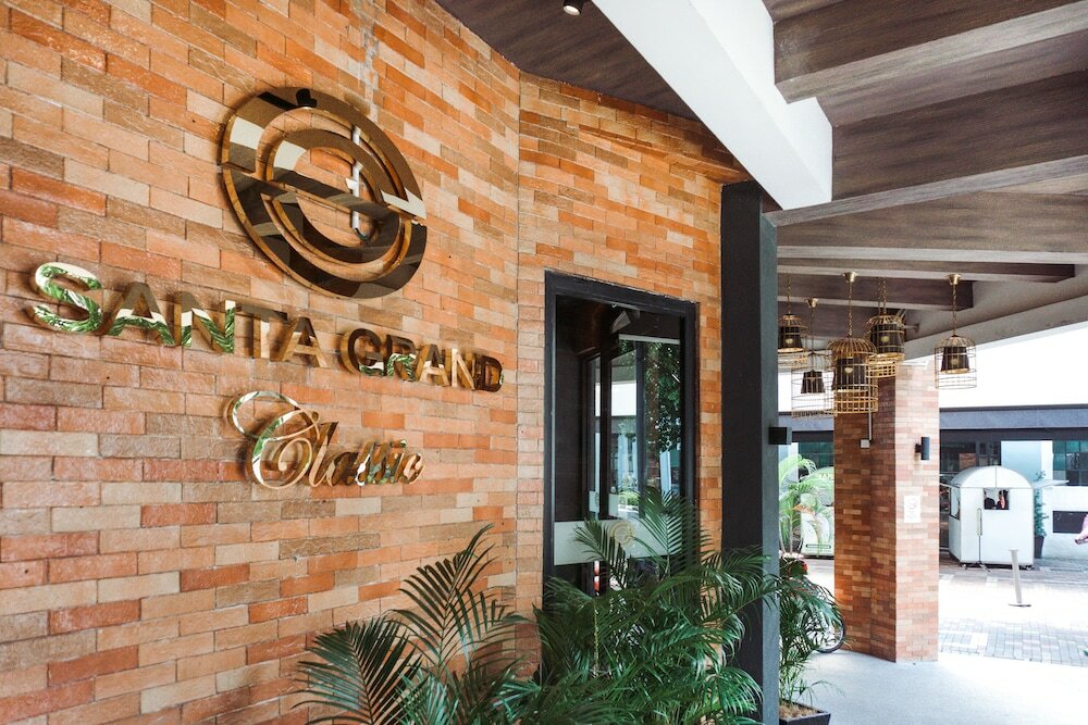 Фото Santa Grand Hotel Central Market