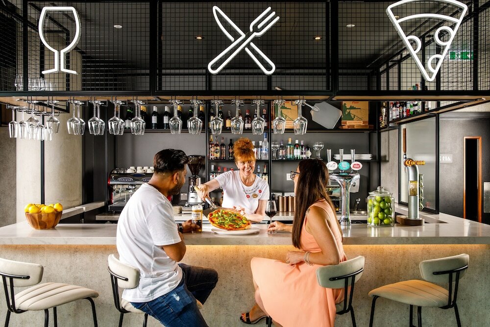 Фото Ibis London Sutton Point