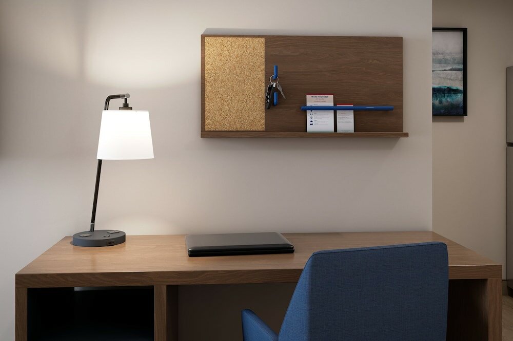 Фото Candlewood Suites Tulsa Hills, an Ihg Hotel