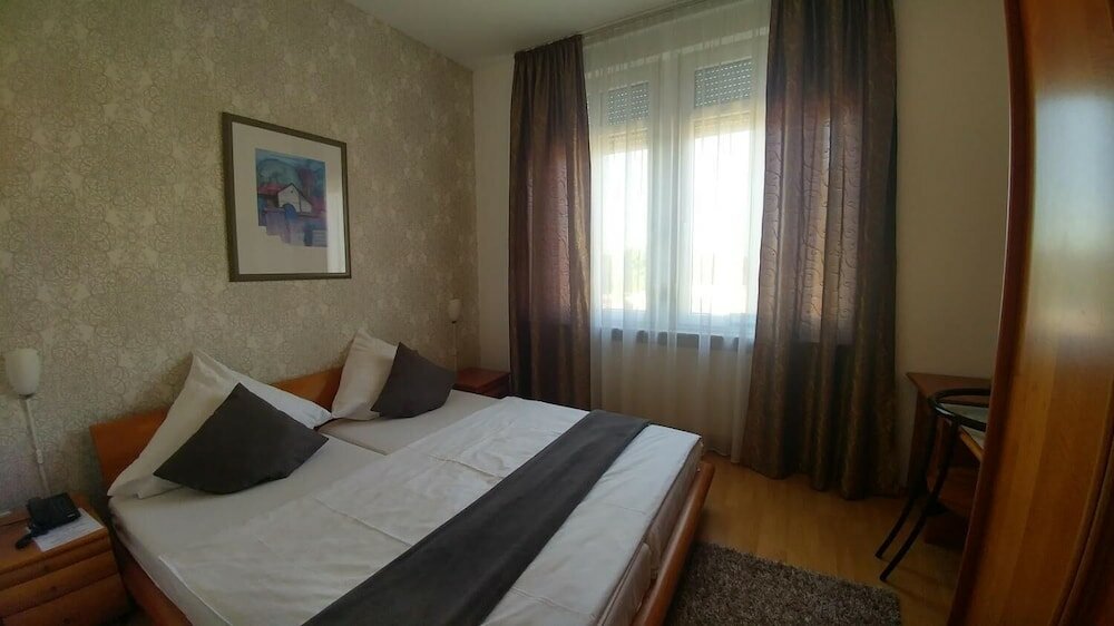 Фото Hotel Deutscher Hof