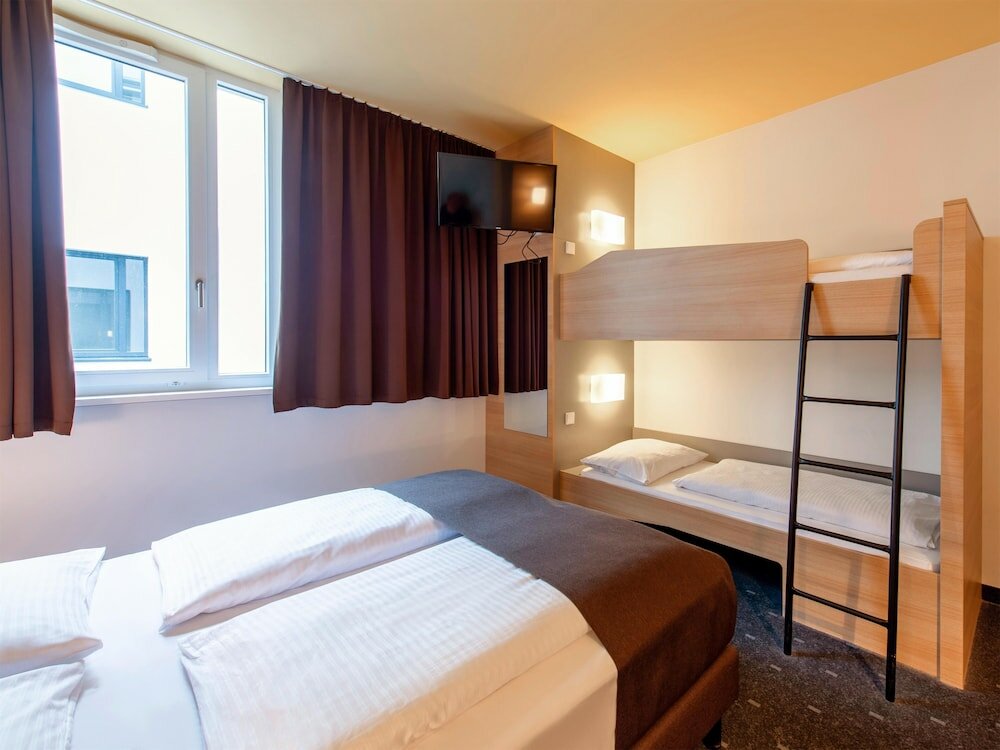 Фото B&b Hotel Bayreuth