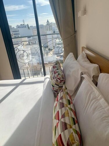 Гостиница Downtown Tunis Hotel в Тунисе