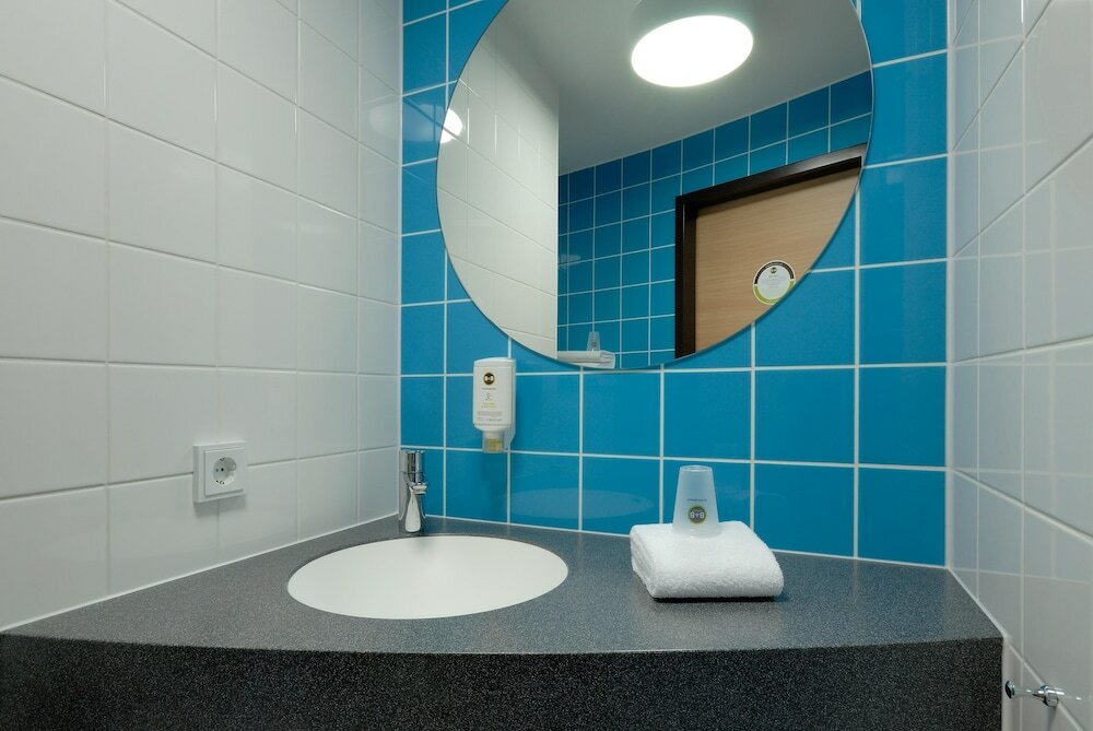 Фото B&b Hotel Böblingen