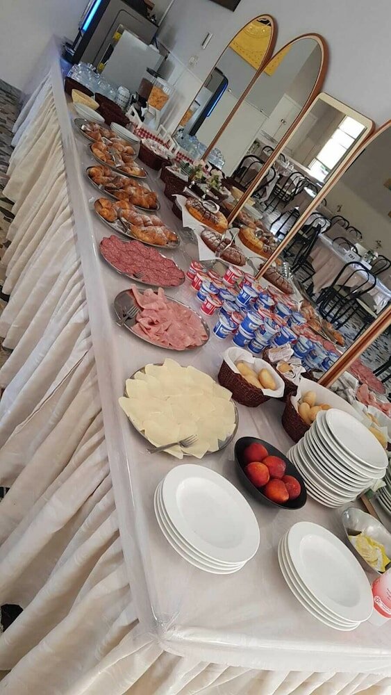 Фото Hotel Moroni