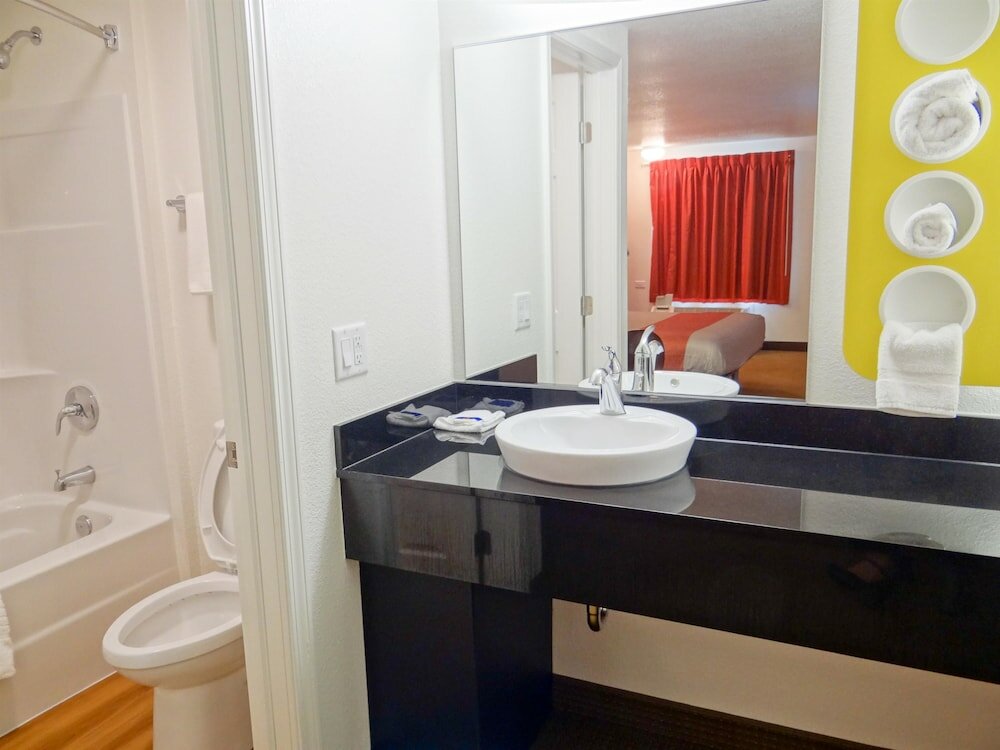 Фото Motel 6 Erie, Pa