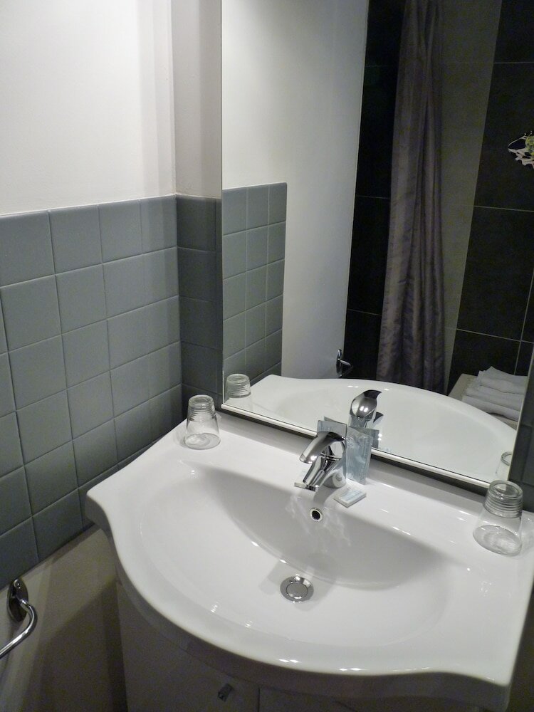 Фото Hotel Victor Hugo