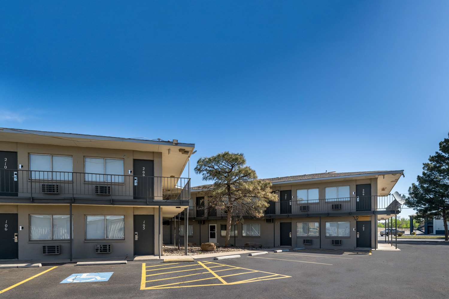 Фото Sure Stay by Best Western Midland Texas