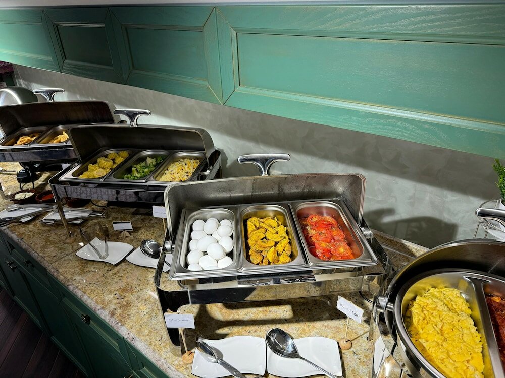 Фото Midway Baku Hotel