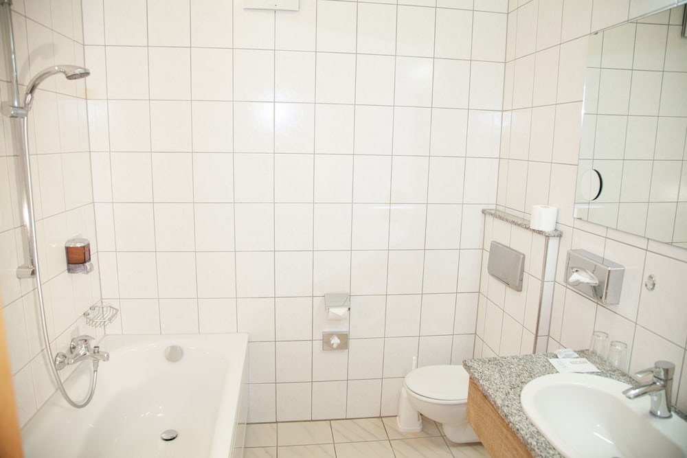 Фото Hotel Lonac