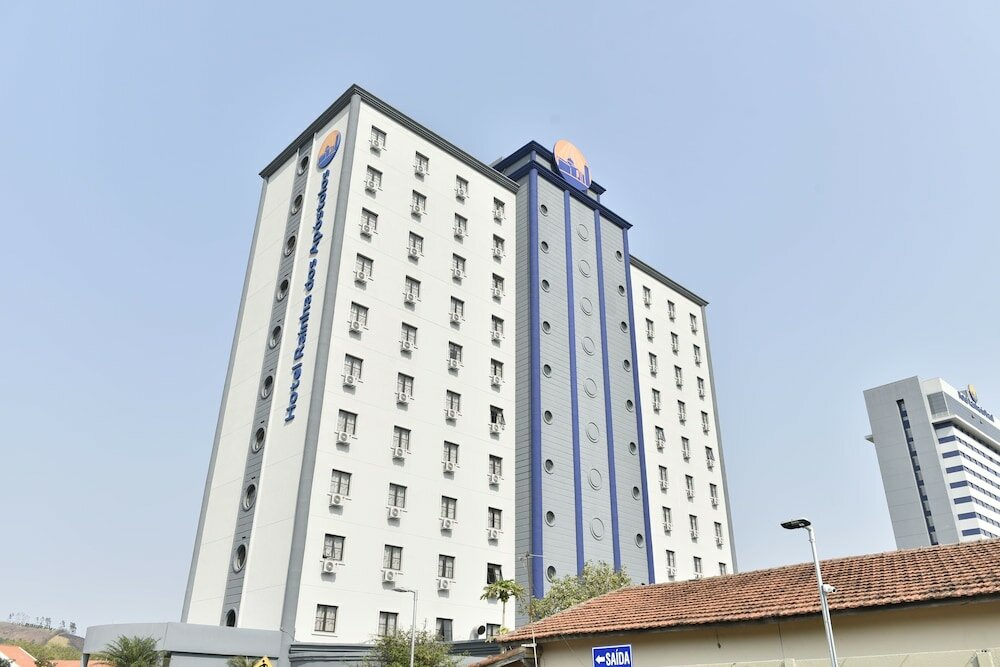 Фото Hotel Rainha dos Apóstolos