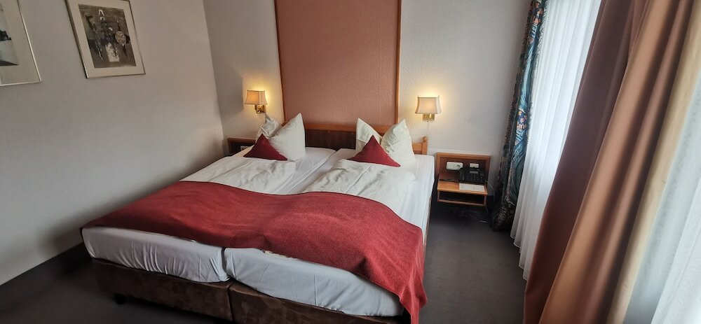 Фото Heidehotel Soltauer Hof