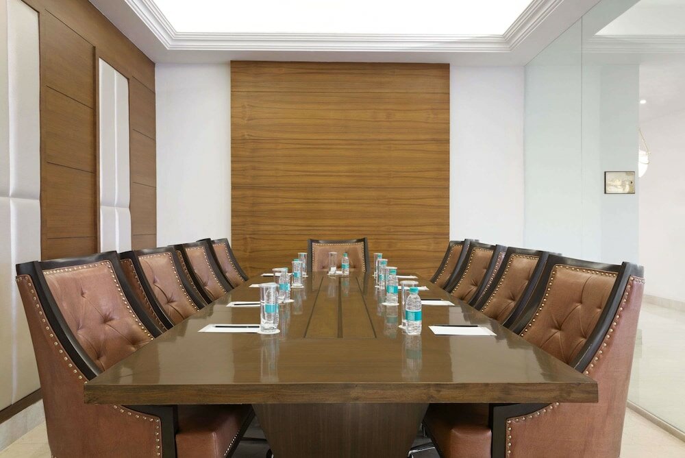 Фото Ramada Plaza by Wyndham Chandigarh Zirakpur