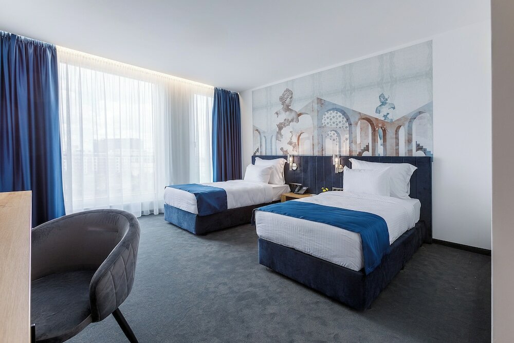 Фото отеля 2