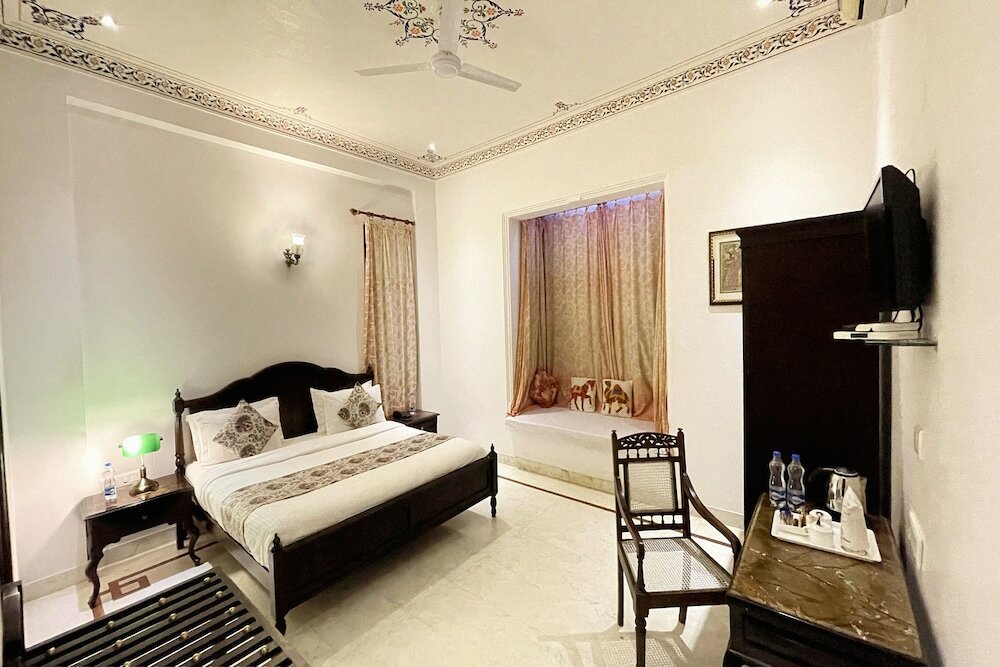 Фото Hotel Boheda Palace