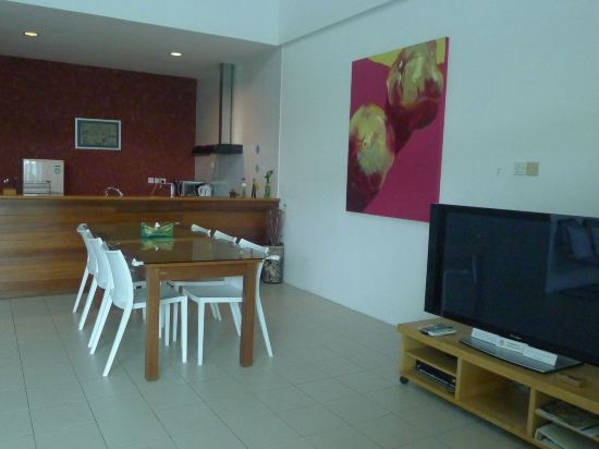 Фото Wesberly Apartments