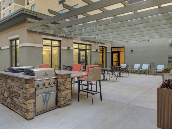 Фото Homewood Suites by Hilton Wauwatosa Milwaukee