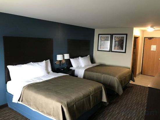 Фото AmericInn by Wyndham Jefferson