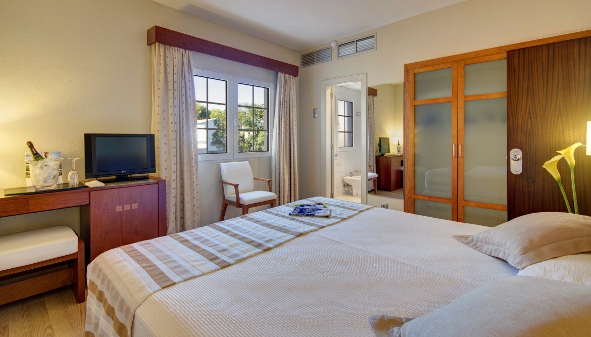 Фото Hotel Menorca Patricia