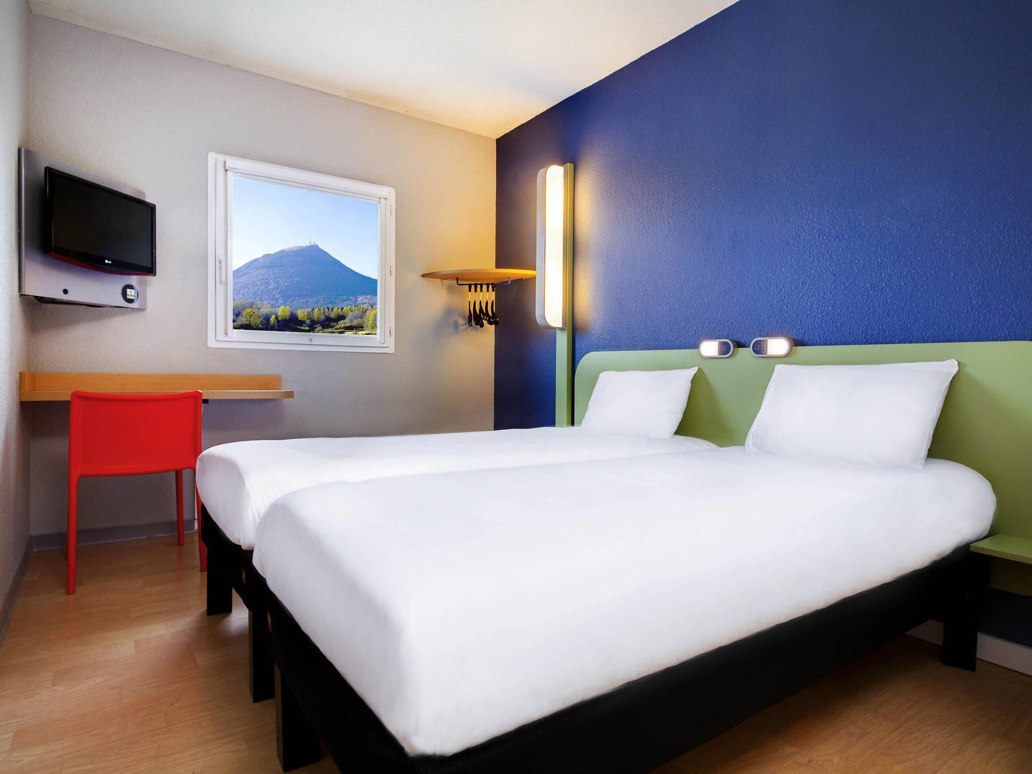 Фото Ibis budget Clermont-Ferrand Nord Riom