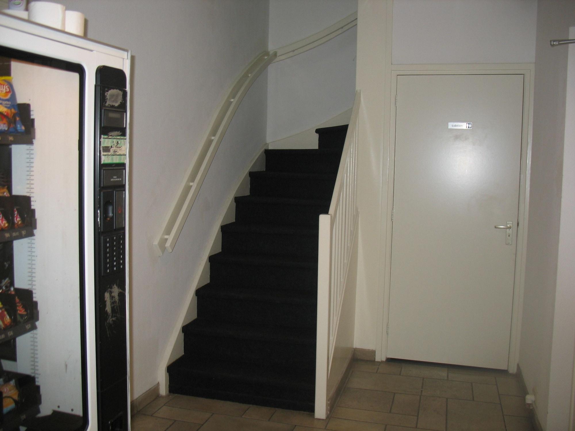 Фото Guest House Amsterdam