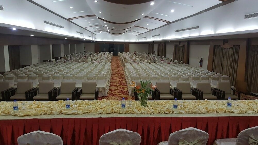 Фото Hotel The Cox Today