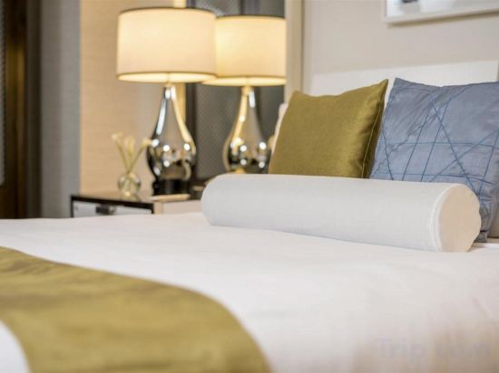 Фото 70 Park Avenue Hotel